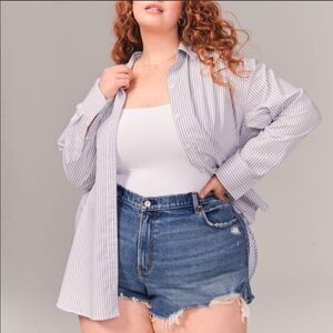 ✨ High Rise Mom Shorts✨